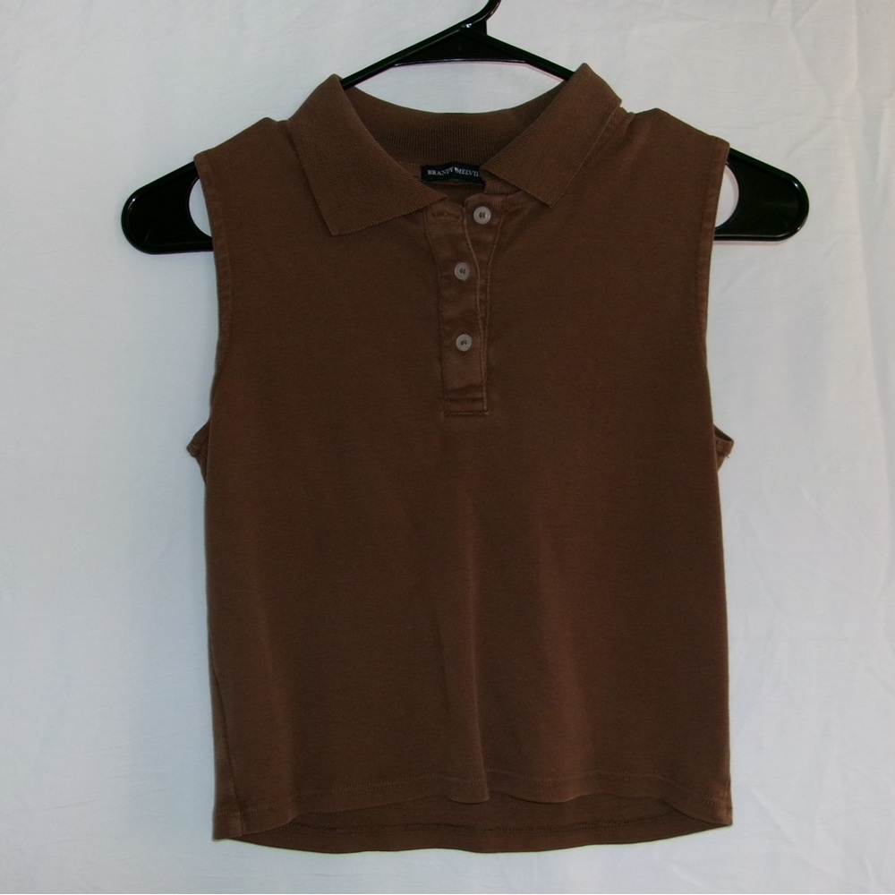 Brandy Melville Sleeveless Crop Top